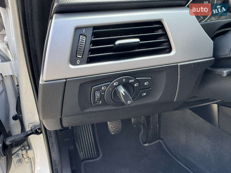 Універсал BMW 3 Series 2008 в Долині