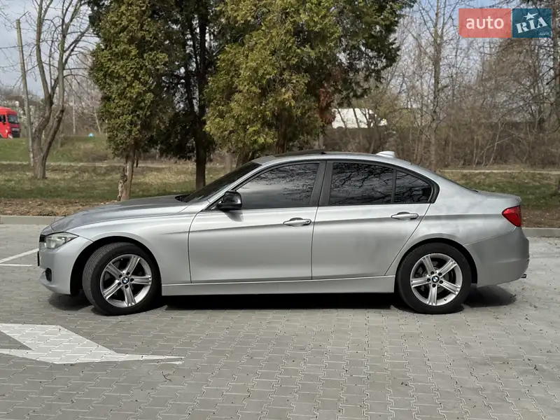 Седан BMW 3 Series 2012 в 
