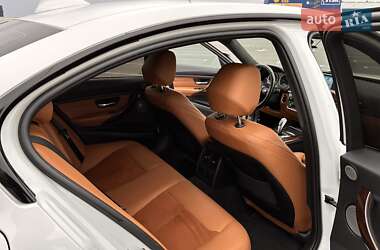 Седан BMW 3 Series 2013 в Львові