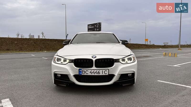 Седан BMW 3 Series 2013 в Львове