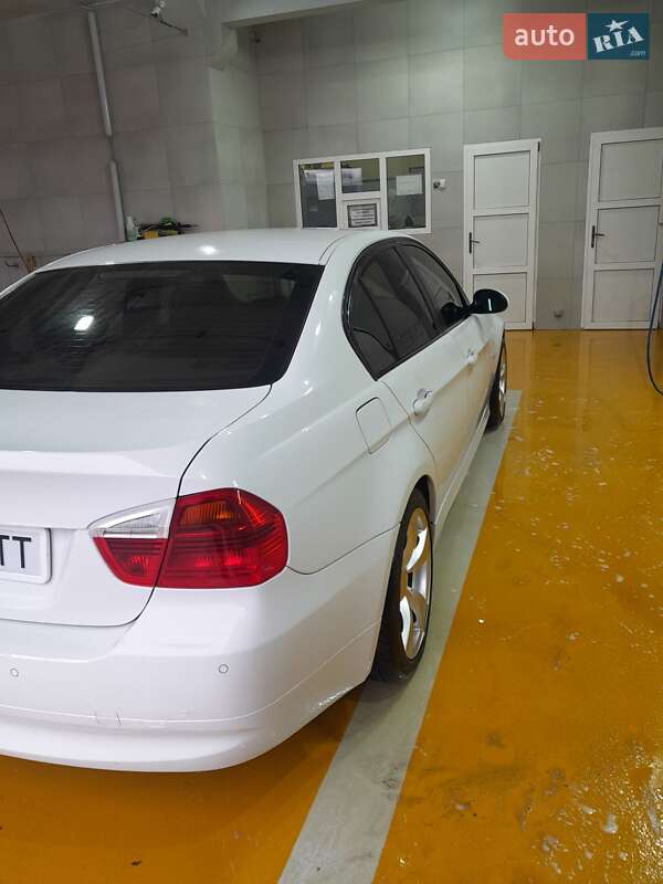 Седан BMW 3 Series 2008 в Никополе фото 102 Седан BMW 3 Series 2008 в Никополе