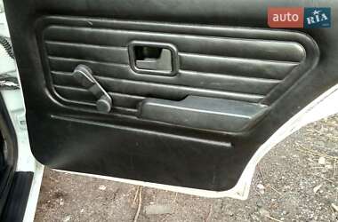 Седан BMW 3 Series 1990 в 
