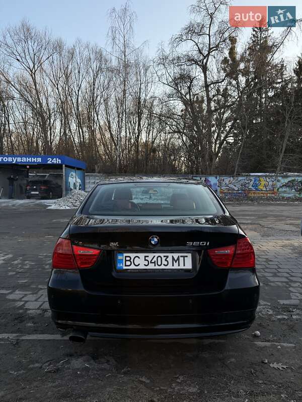 Седан BMW 3 Series 2008 в Львове