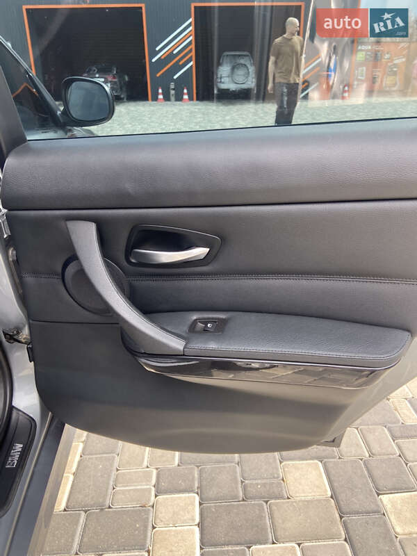 Универсал BMW 3 Series 2011 в Николаеве