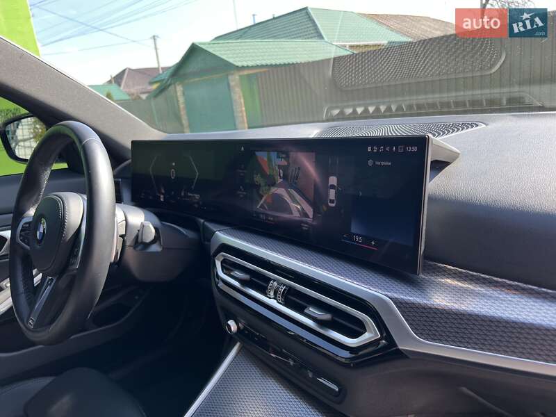 Седан BMW 3 Series 2022 в Києві