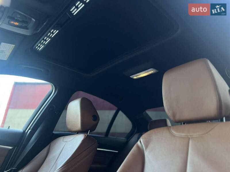 Седан BMW 3 Series 2016 в Черкассах