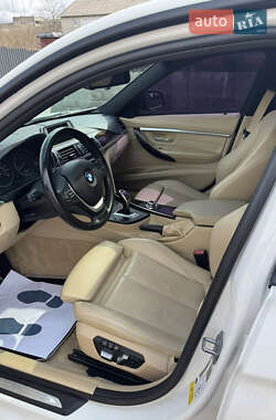 Седан BMW 3 Series 2016 в 