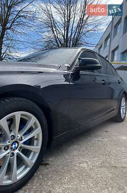 Седан BMW 3 Series 2016 в 