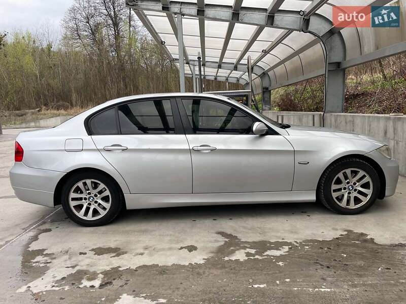 Седан BMW 3 Series 2007 в Киеве
