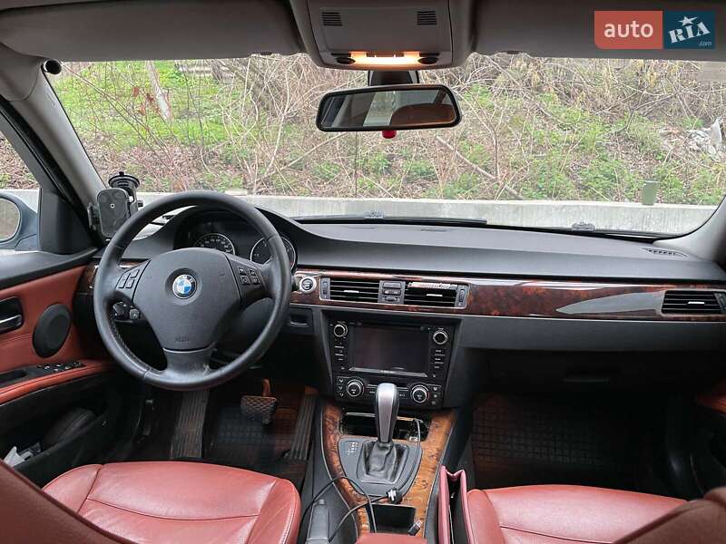Седан BMW 3 Series 2007 в Киеве