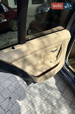 Седан BMW 3 Series 2010 в 