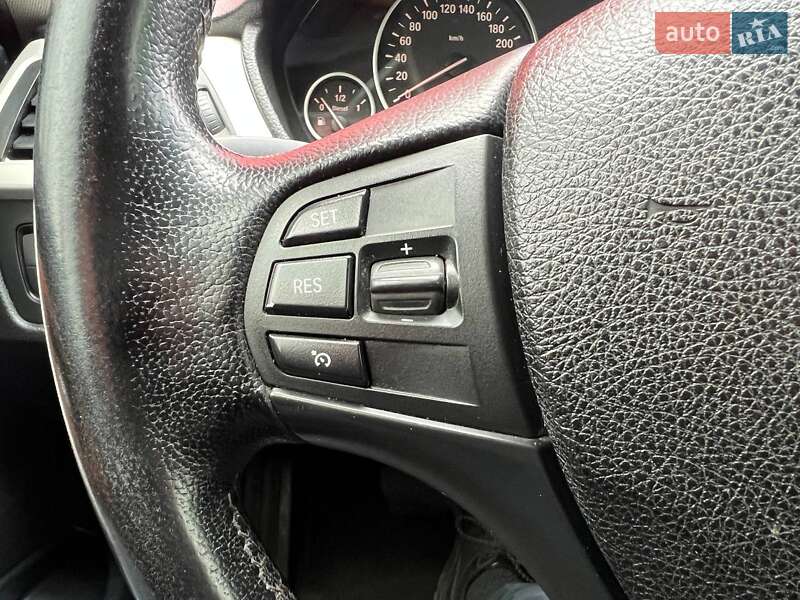 Седан BMW 3 Series 2013 в Киеве