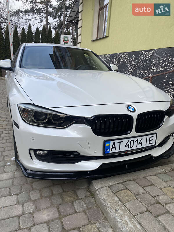 Седан BMW 3 Series 2015 в 