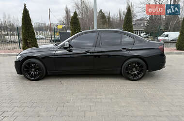 Седан BMW 3 Series 2012 в 