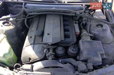 Седан BMW 3 Series 2001 в 