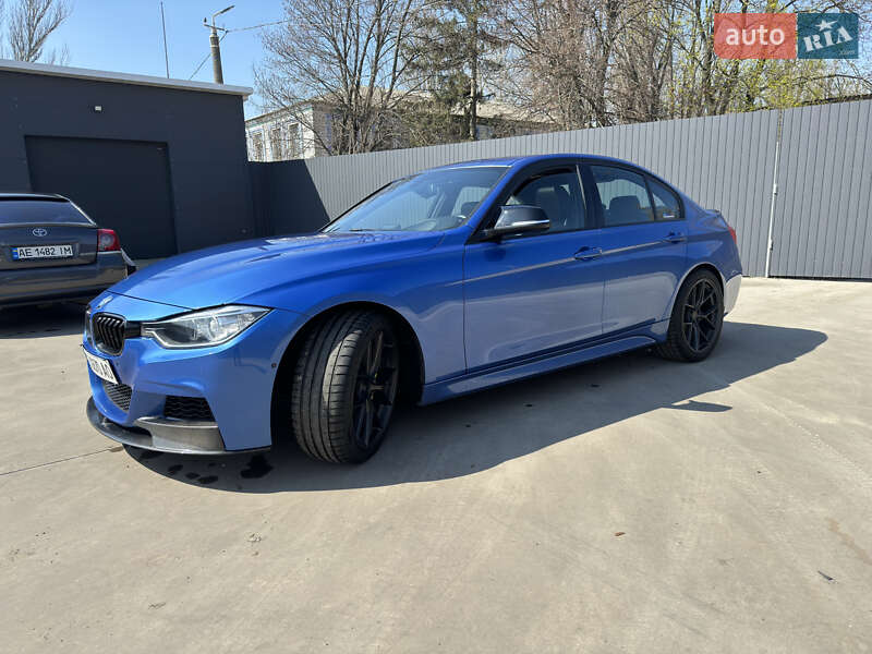 Седан BMW 3 Series 2012 в Дніпрі