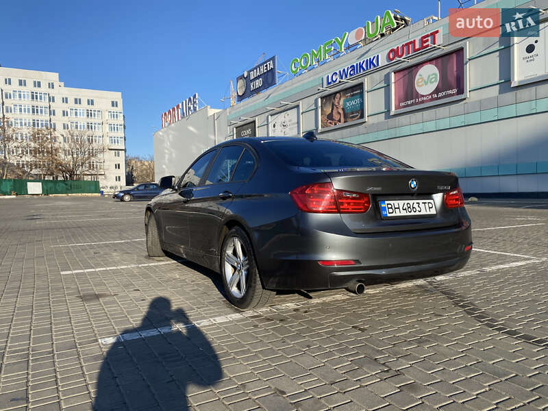 Седан BMW 3 Series 2014 в Одессе