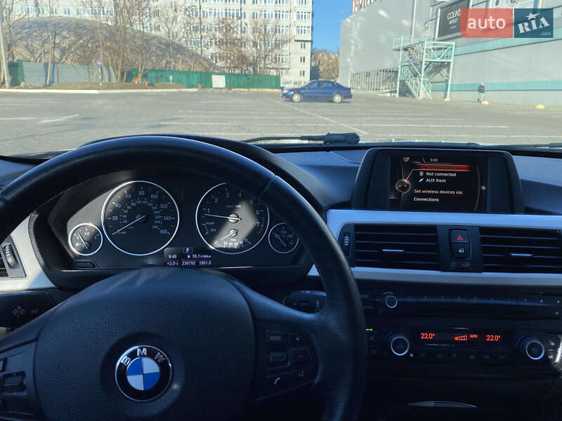 Седан BMW 3 Series 2014 в Одессе