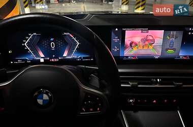 Седан BMW 3 Series 2023 в 