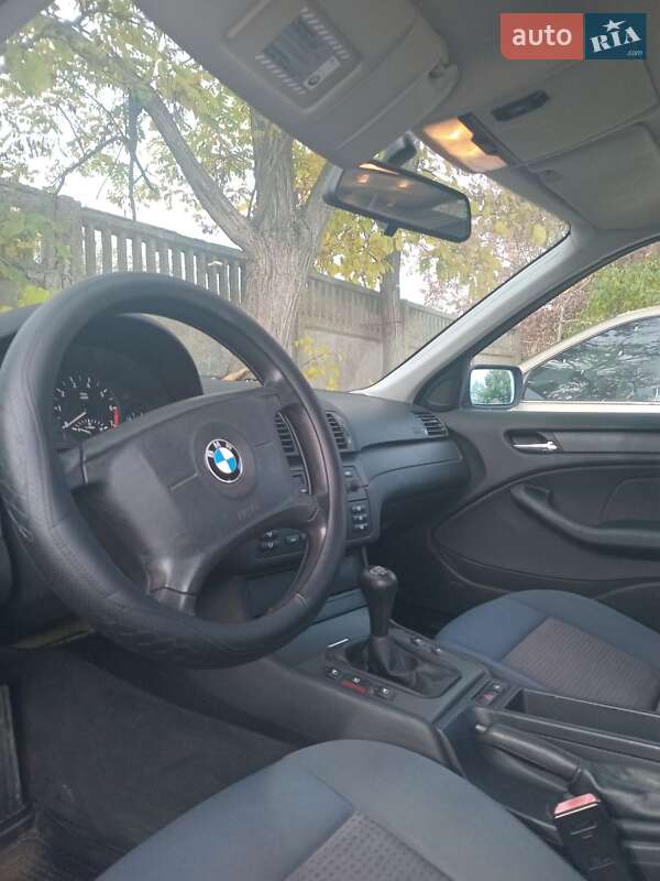 Седан BMW 3 Series 2002 в Белгороде-Днестровском фото 4 Седан BMW 3 Series 2002 в Белгороде-Днестровском