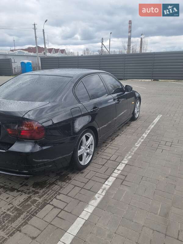 Седан BMW 3 Series 2009 в Черкассах