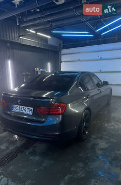 Седан BMW 3 Series 2013 в 