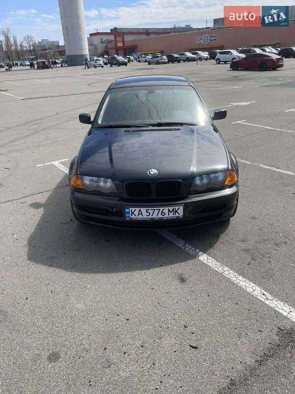 Седан BMW 3 Series 2000 в 