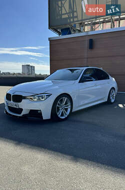 Седан BMW 3 Series 2012 в 