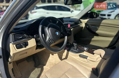Седан BMW 3 Series 2014 в 