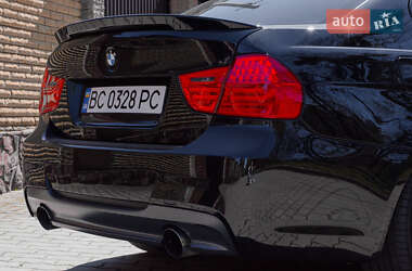 Седан BMW 3 Series 2011 в 