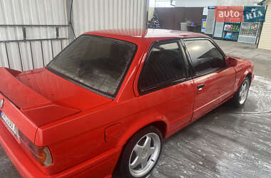Купе BMW 3 Series 1987 в 