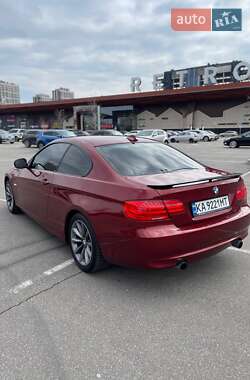Купе BMW 3 Series 2011 в Києві
