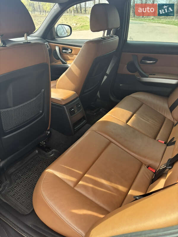 Универсал BMW 3 Series 2010 в Бородянке