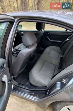 Седан BMW 3 Series 2003 в 