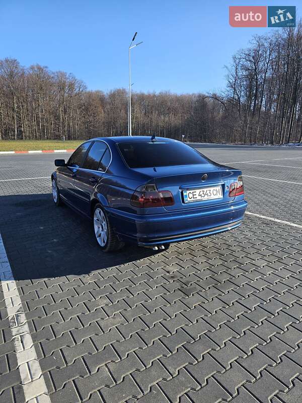 Седан BMW 3 Series 2001 в Глыбокой