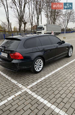 Универсал BMW 3 Series 2010 в 
