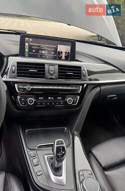 Седан BMW 3 Series 2017 в 