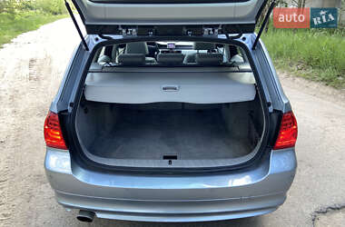 Универсал BMW 3 Series 2009 в 