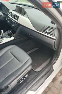 Седан BMW 3 Series 2015 в 