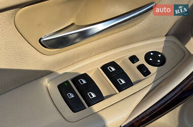 Седан BMW 3 Series 2015 в 