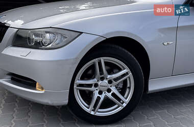 Седан BMW 3 Series 2005 в 