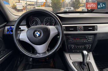 Седан BMW 3 Series 2005 в 