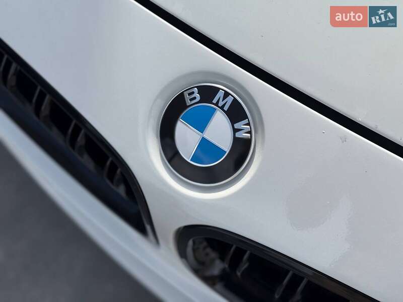 Седан BMW 3 Series 2018 в Ровно