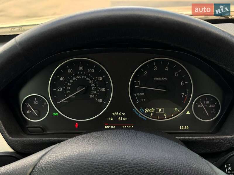 Седан BMW 3 Series 2018 в Ровно