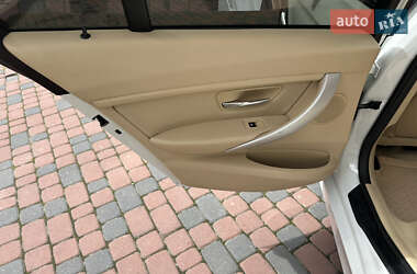 Седан BMW 3 Series 2015 в 