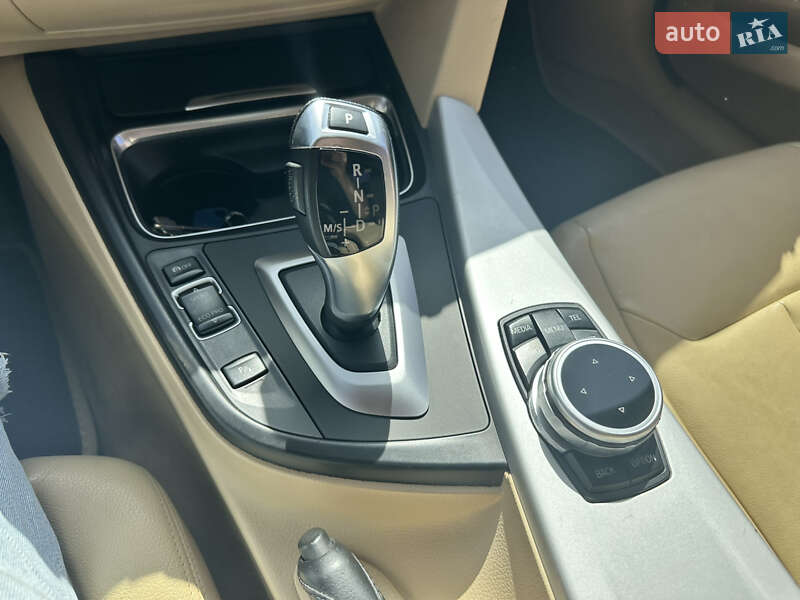 Седан BMW 3 Series 2012 в Ровно