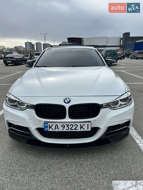 Седан BMW 3 Series 2013 в 