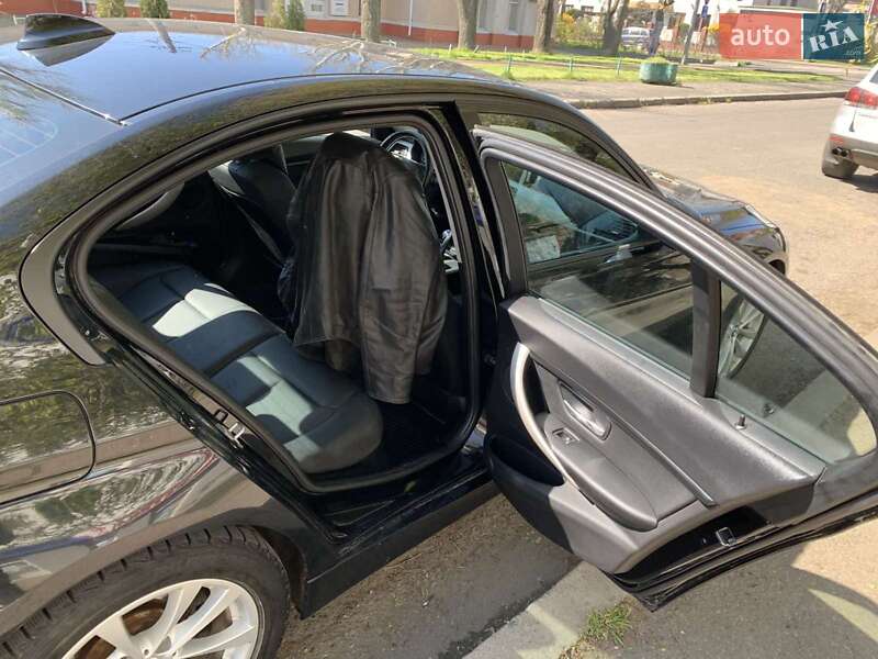 Седан BMW 3 Series 2017 в Одессе фото 7 Седан BMW 3 Series 2017 в Одессе