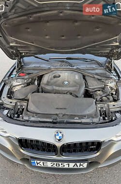 Седан BMW 3 Series 2017 в 