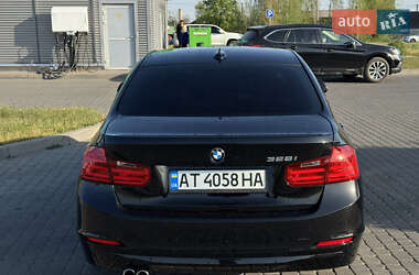 Седан BMW 3 Series 2012 в 